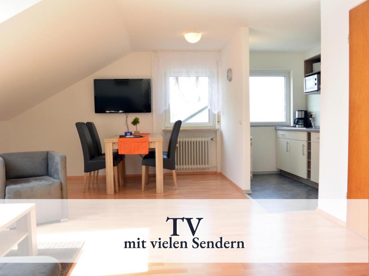Grosse Moderne Ferienwohnung In Bester Bodenseelage L 1 Minute Zum Bodensee L 3 Zimmer L Vollausgestattete Kueche L Sonnenbalkon L Wlan L Willkommen Im Apartment Mettnau 라돌프젤암보덴시 외부 사진